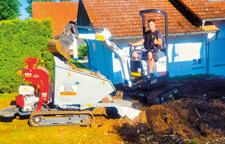 SV-Montage Stefan Veil Services Minibagger Arbeiten Bobcat